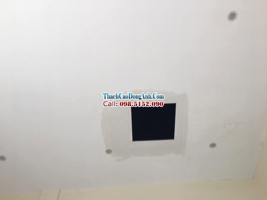 Làm Lỗ Thăm Trần Thạch Cao, Lắp Đặt Lỗ Kỹ Thuật Thông Trần